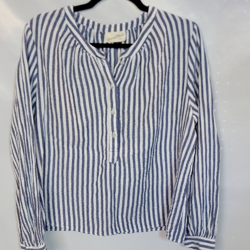 Universal Thread Blue and White Striped Button-Front Shirt 100% Cotton Size Larg